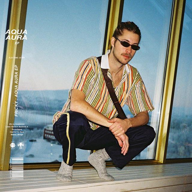 Aqua Aura – Fricky
