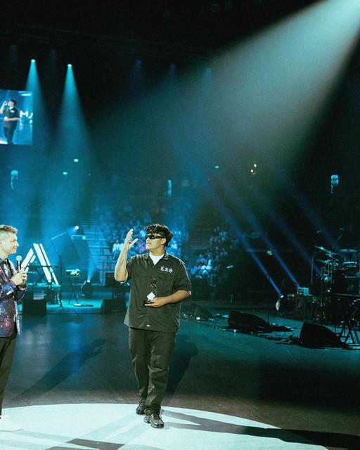 Pressbild för Jawsh 685