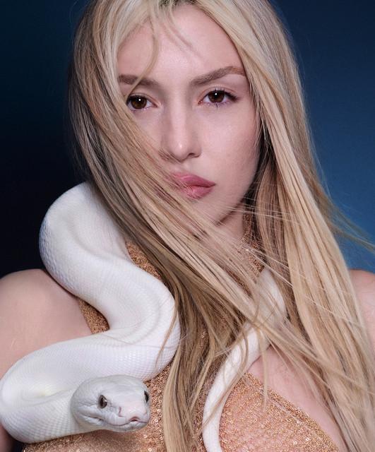 Pressbild för Ava Max