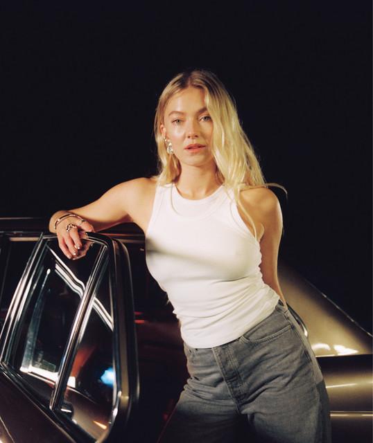 Pressbild för Astrid S
