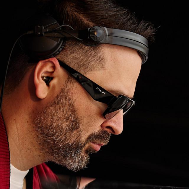 Pressbild för Edward Maya