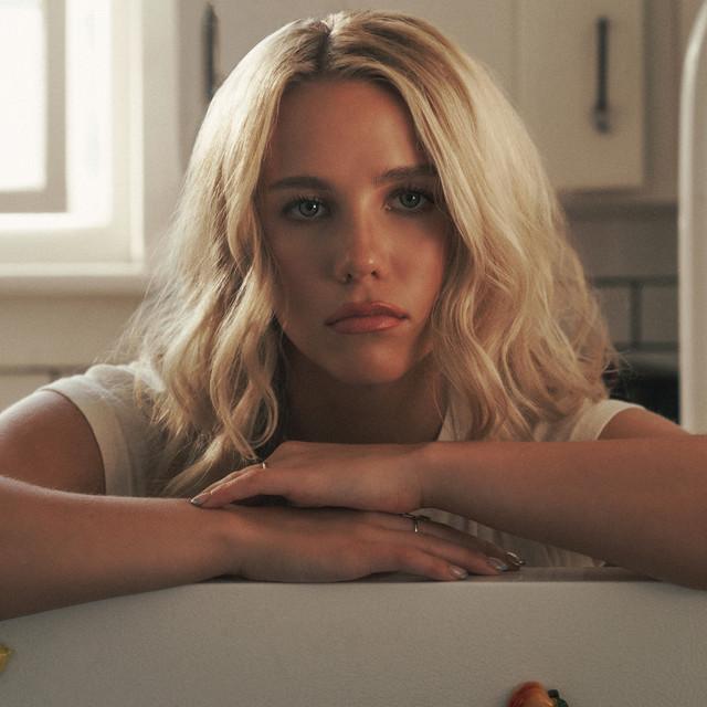 Pressbild för Avery Anna