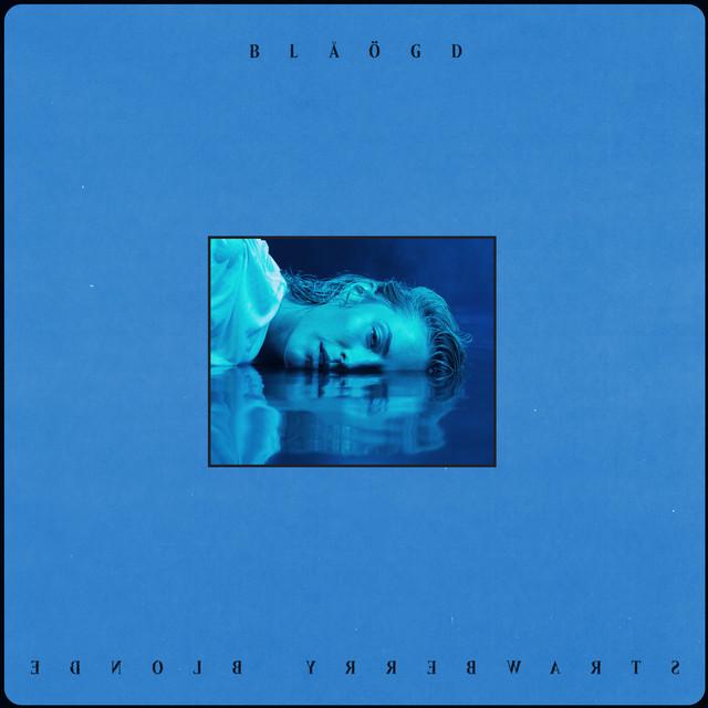 Blåögd – Molly Sandén